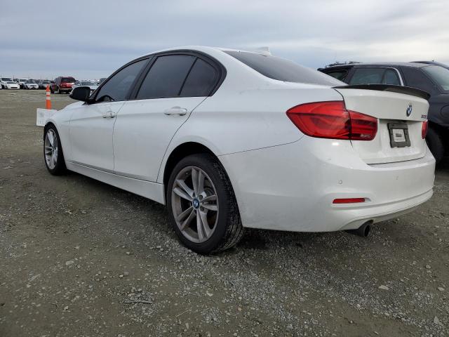 Изображение 2 2017 BMW 320 I 2017 с VIN WBA8E1G54HNU15149