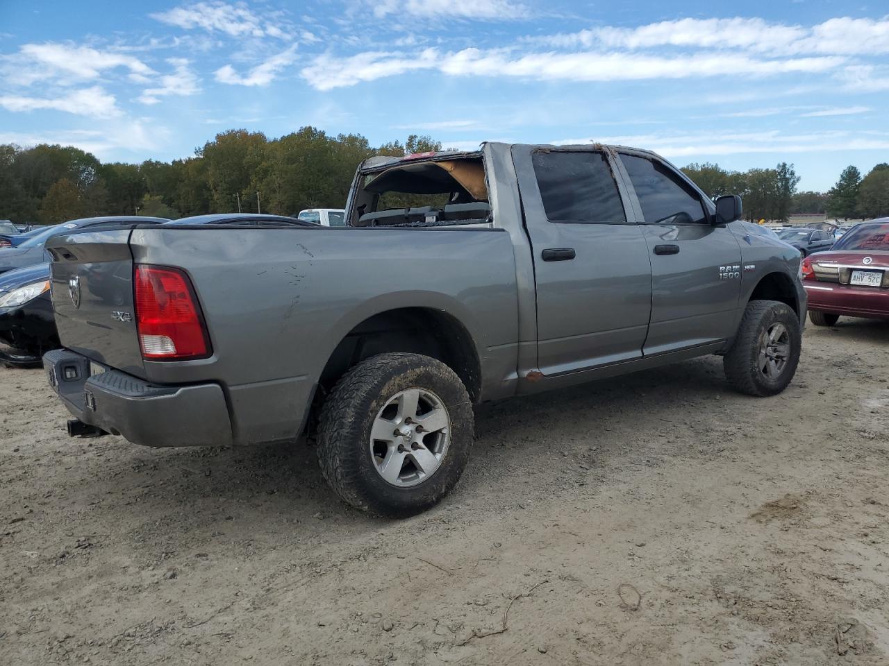 Obraz 3 z 2013 RAM 1500 ST 2013 z VIN 1C6RR7KT5DS549238