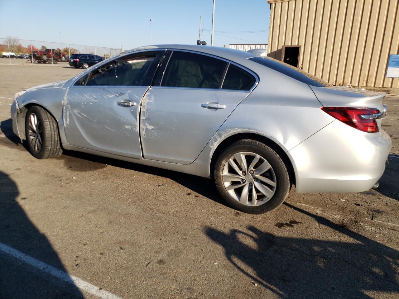 Image 2 of 2016 BUICK REGAL PREMIUM 2016 with VIN 2G4GT5GX3G9180351