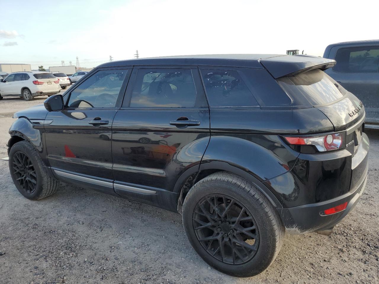 Obraz 2 z 2015 LAND ROVER RANGE ROVER EVOQUE PURE PLUS 2015 z VIN SALVP2BG4FH992623