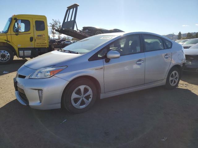 Image 1 of 2015 TOYOTA PRIUS  2015 with VIN JTDKN3DU4F1993675