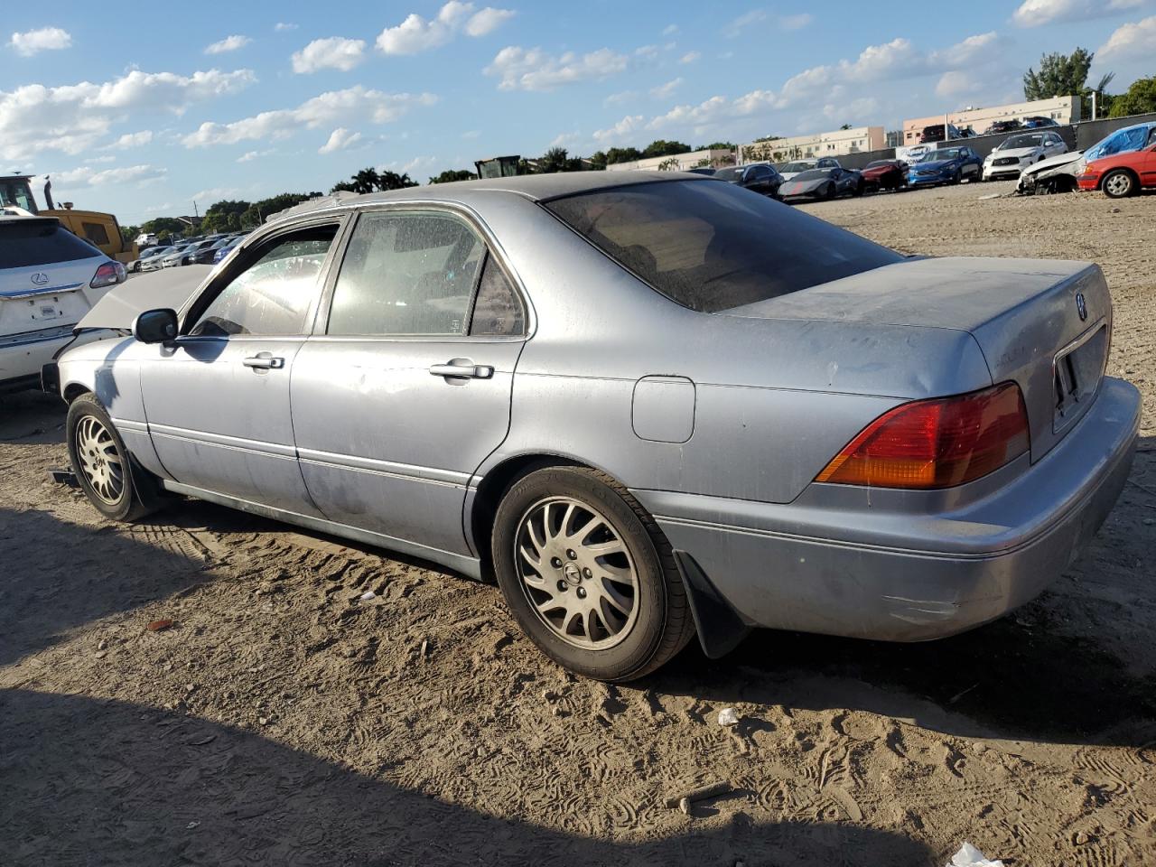 Image 2 of 1998 ACURA 3.5RL  1998 with VIN JH4KA9644WC006510