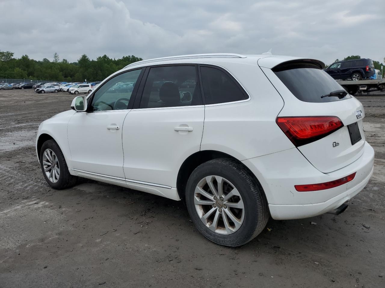 Изображение 2 Audi Q5 Premium 2014 с VIN WA1CFAFP4EA005087