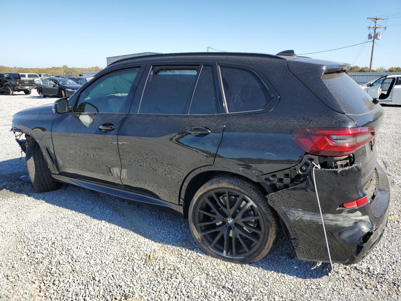 Image 2 of 2021 BMW X5 M50I 2021 with VIN 5UXJU4C05M9D76627