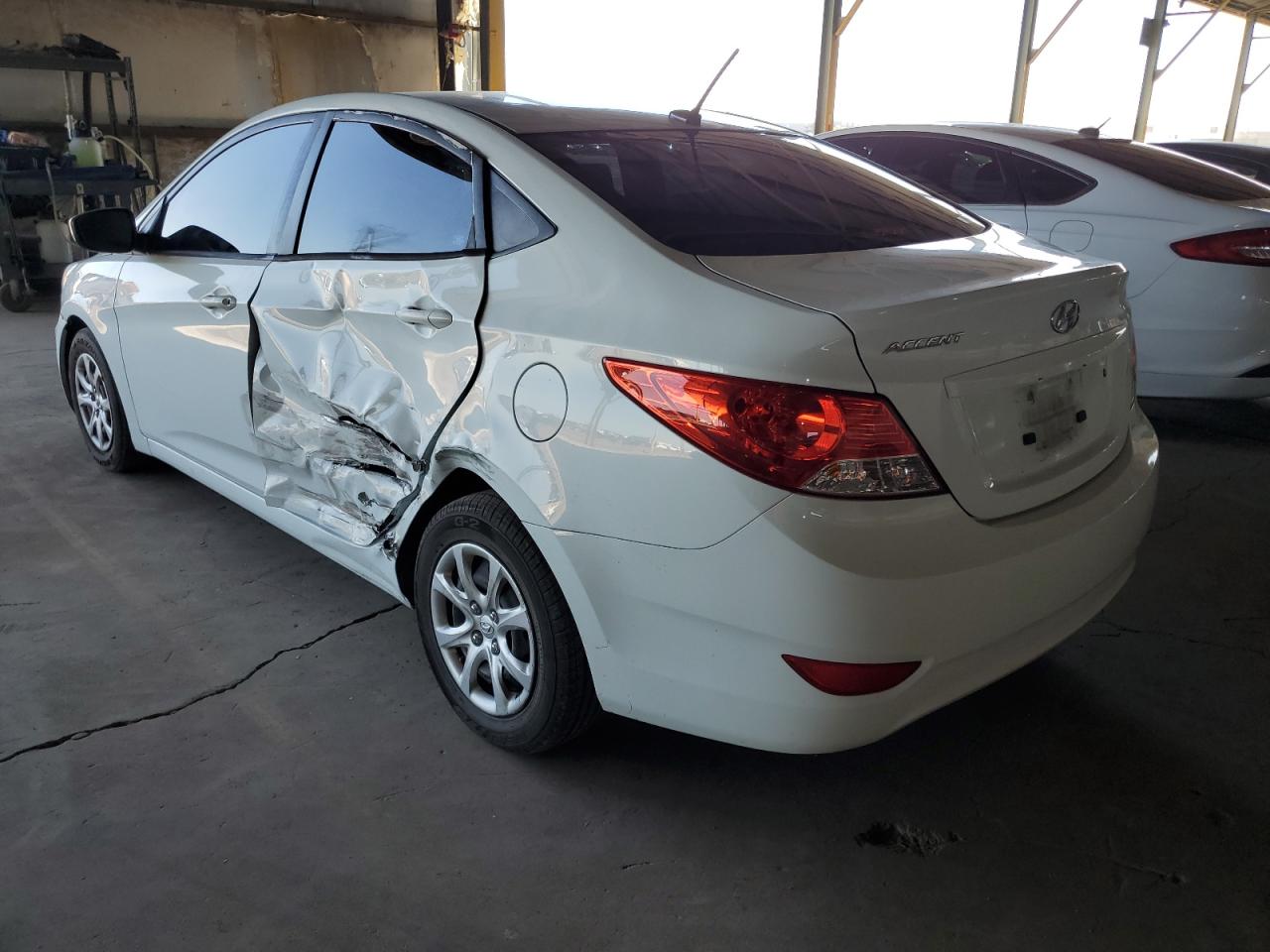 Image 2 of 2013 HYUNDAI ACCENT GLS 2013 with VIN KMHCT4AE6DU479900