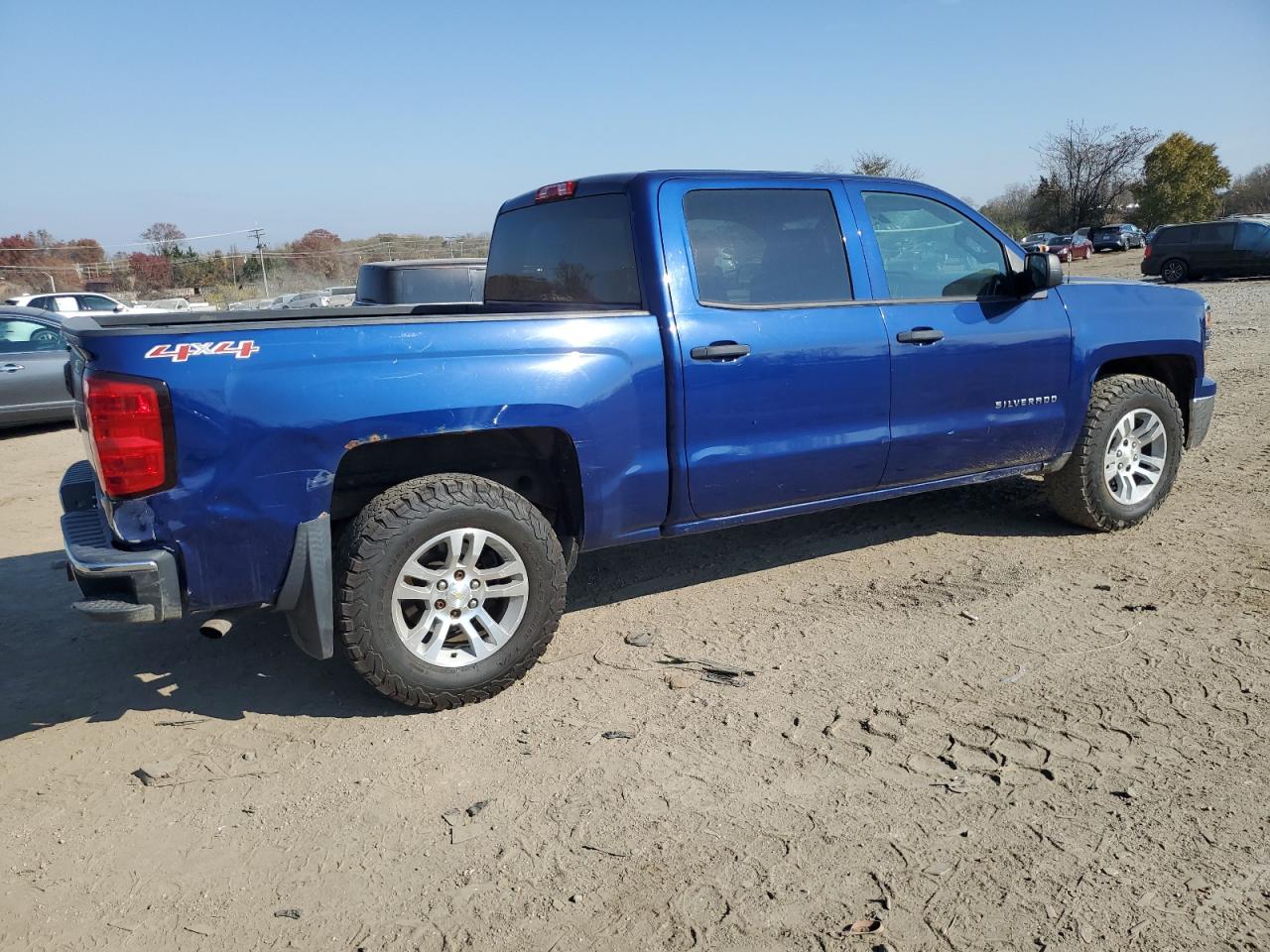 Image 3 of 2014 CHEVROLET SILVERADO K1500 LT 2014 with VIN 3GCUKREH2EG352384