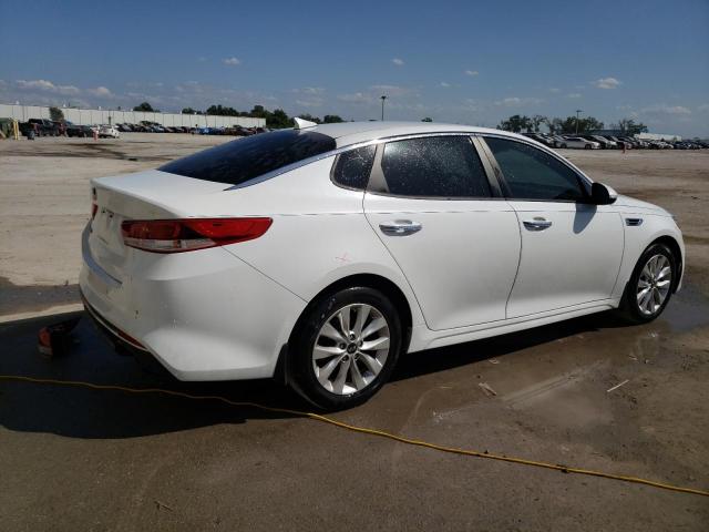 Image 3 of 2018 KIA OPTIMA LX 2018 with VIN 5XXGT4L35JG252586