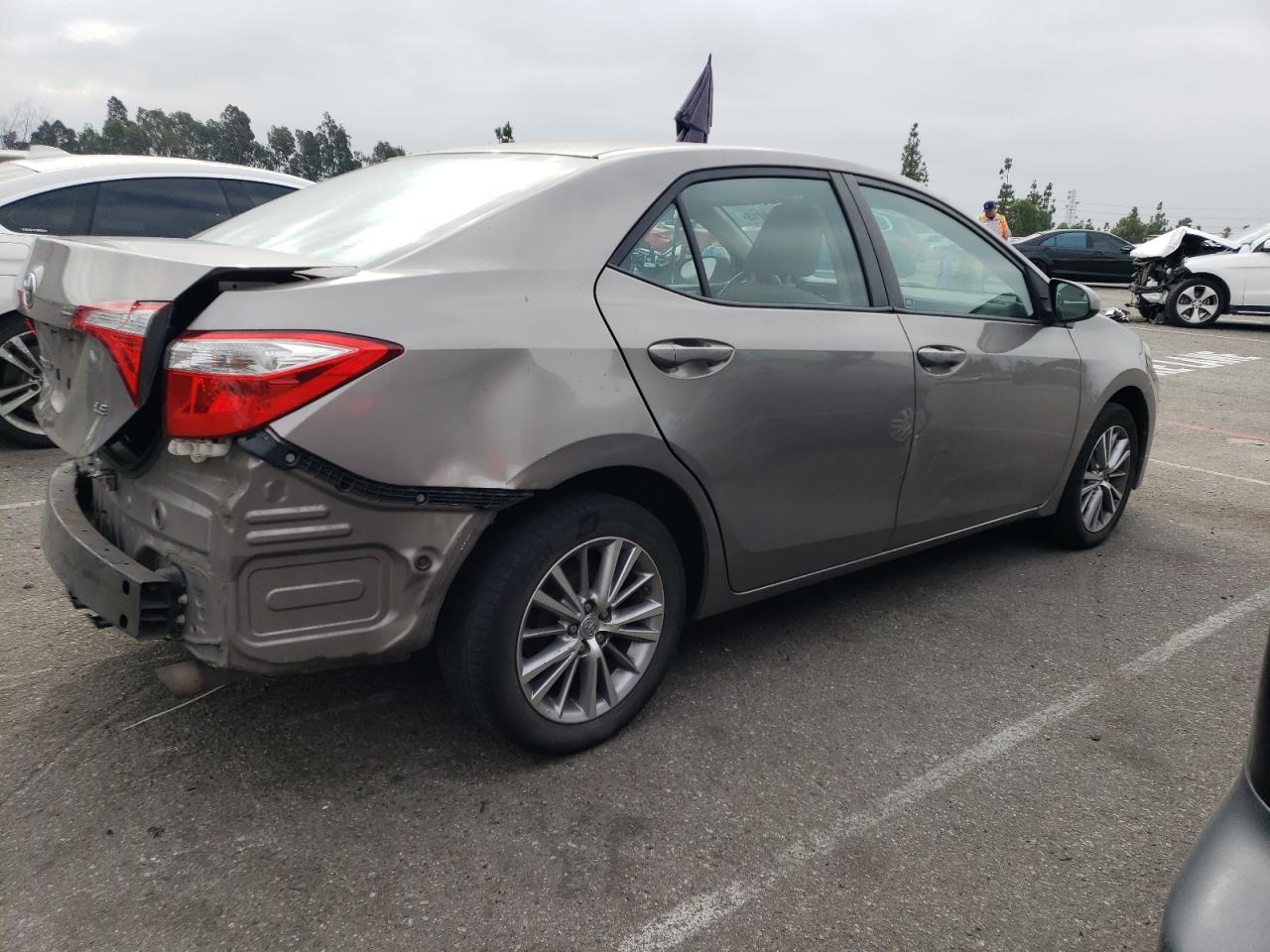 Obraz 3 z 2014 TOYOTA COROLLA L 2014 z VIN 5YFBURHE9EP050524