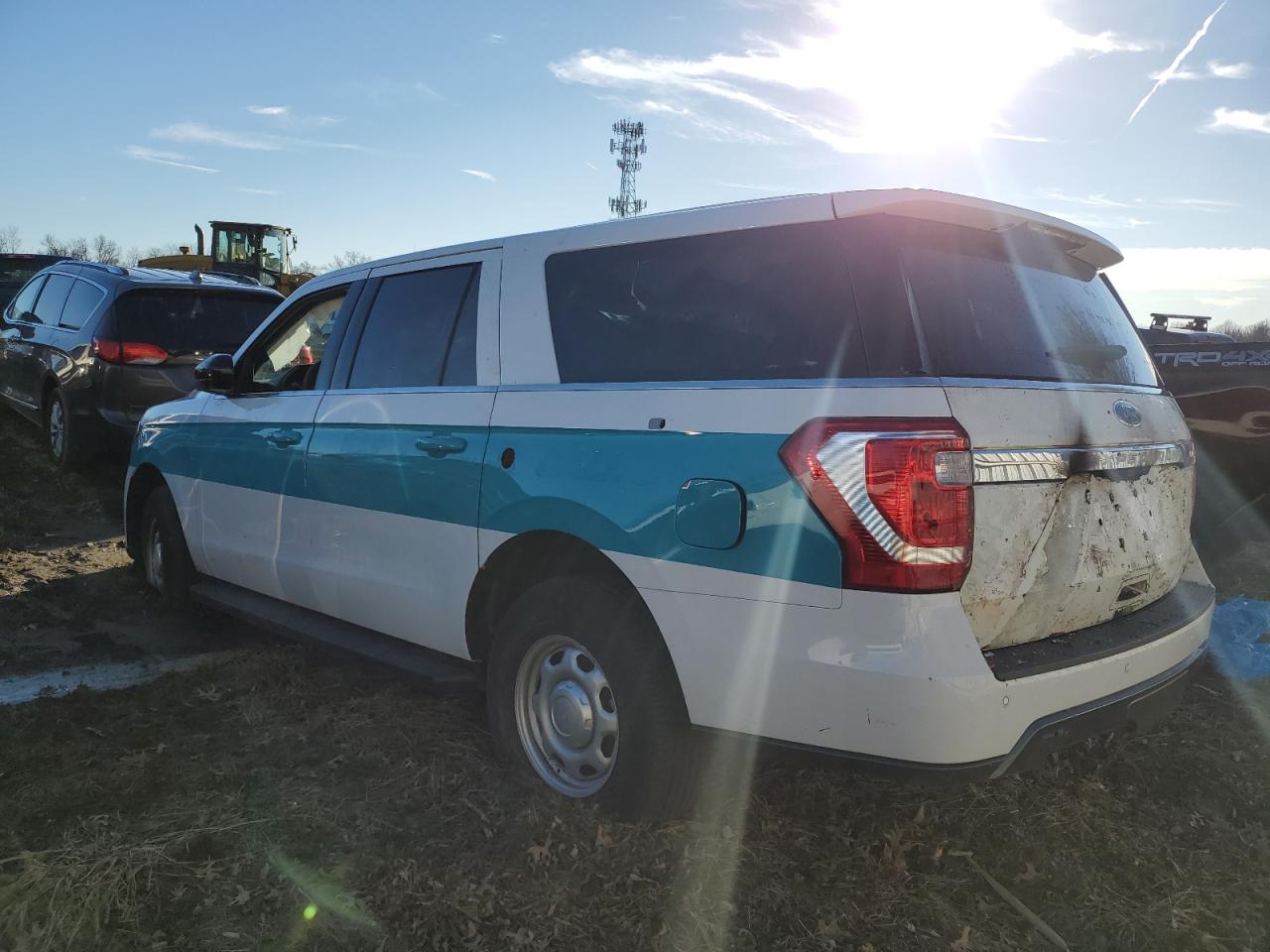 Image 2 of 2021 FORD EXPEDITION MAX XL 2021 with VIN 1FMJK1GT0MEA77296