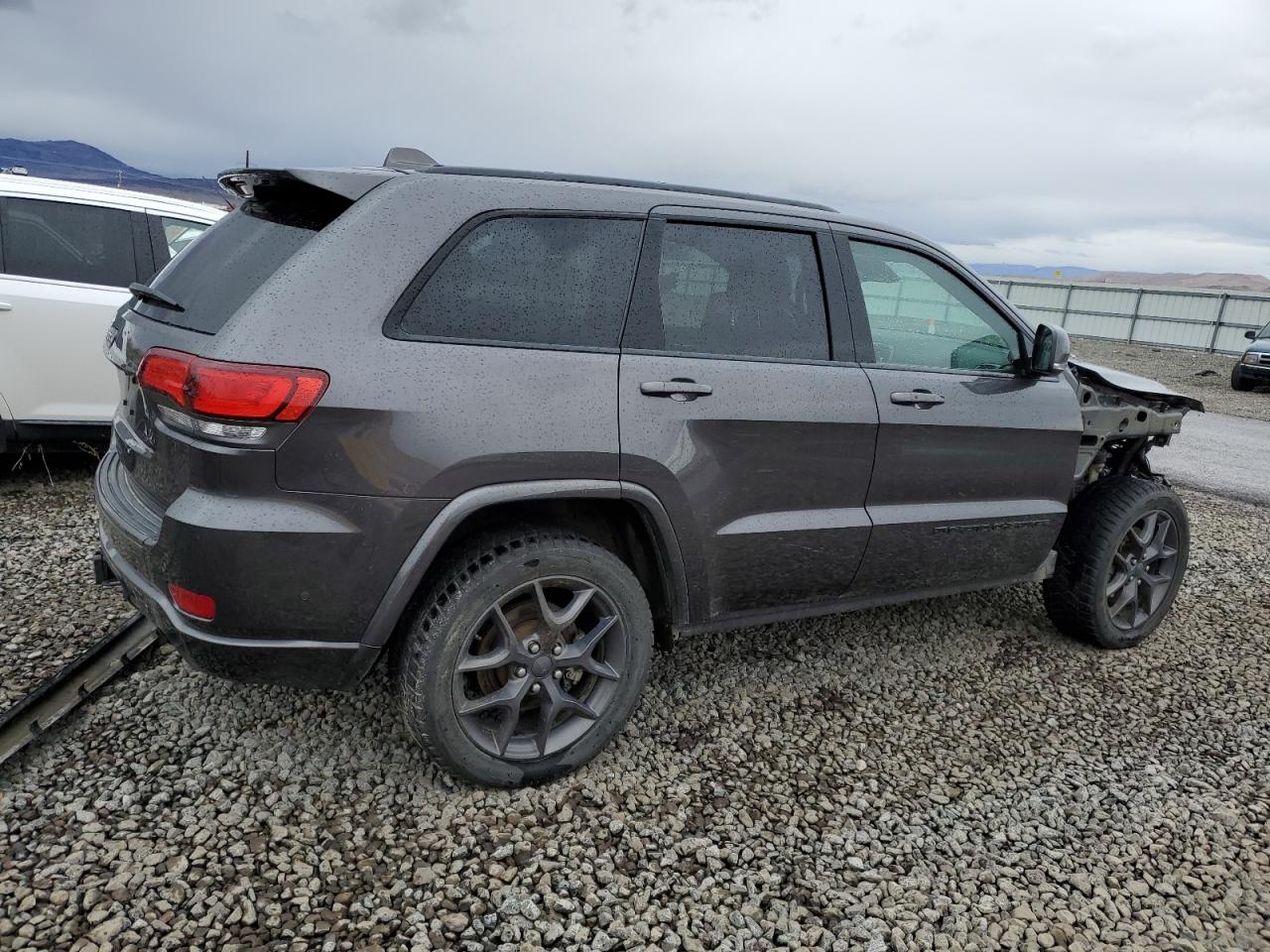 Image 3 of 2021 JEEP GRAND CHEROKEE LIMITED 2021 with VIN 1C4RJFBG9MC809244