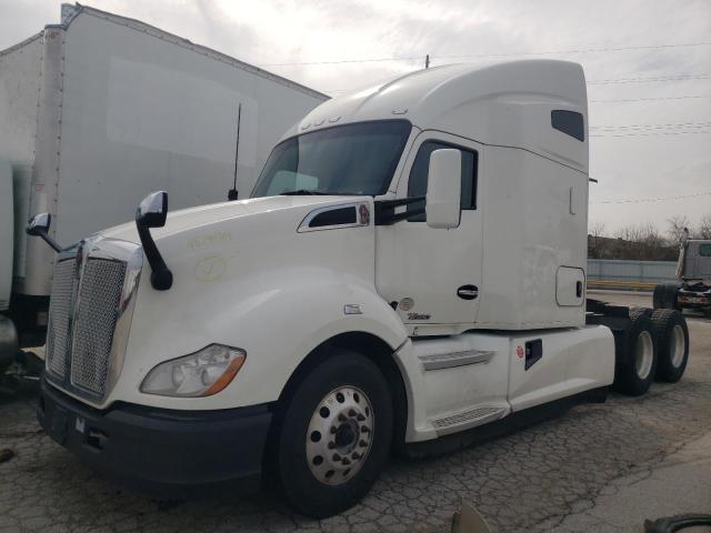 Image 2 of 2020 KENWORTH CONSTRUCTION T680 2020 with VIN 1XKYD49X4LJ220730