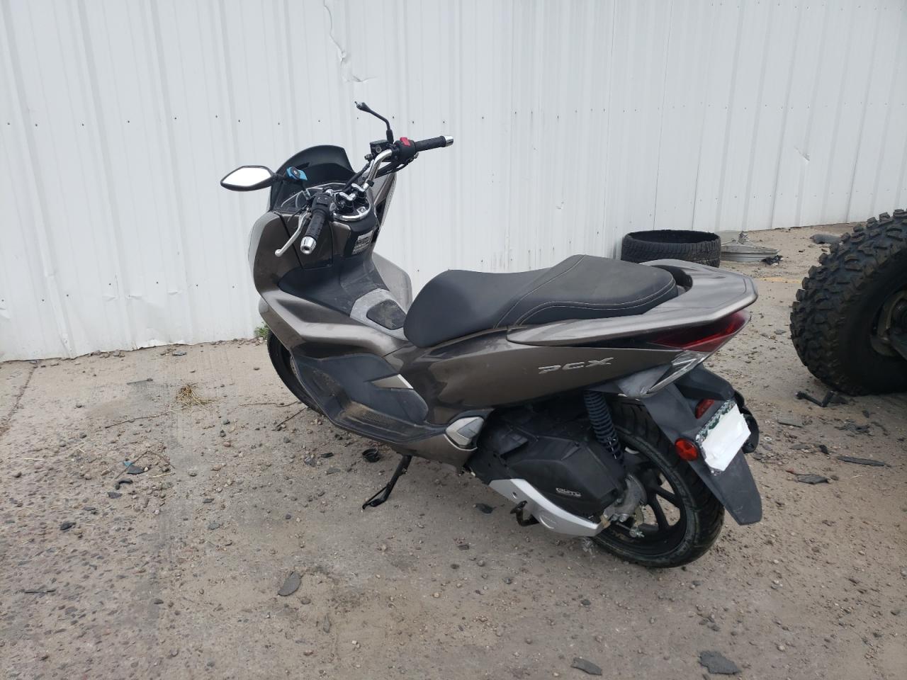 Image 3 of 2019 HONDA WW150 A 2019 with VIN RLHKF3011KY000028