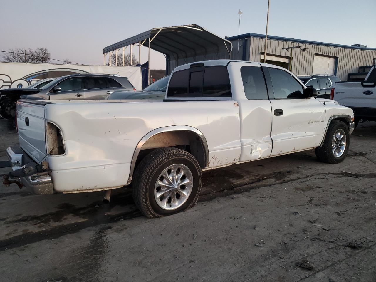 Obraz 3 z 2000 DODGE DAKOTA  2000 z VIN 1B7GL22X7YS776895
