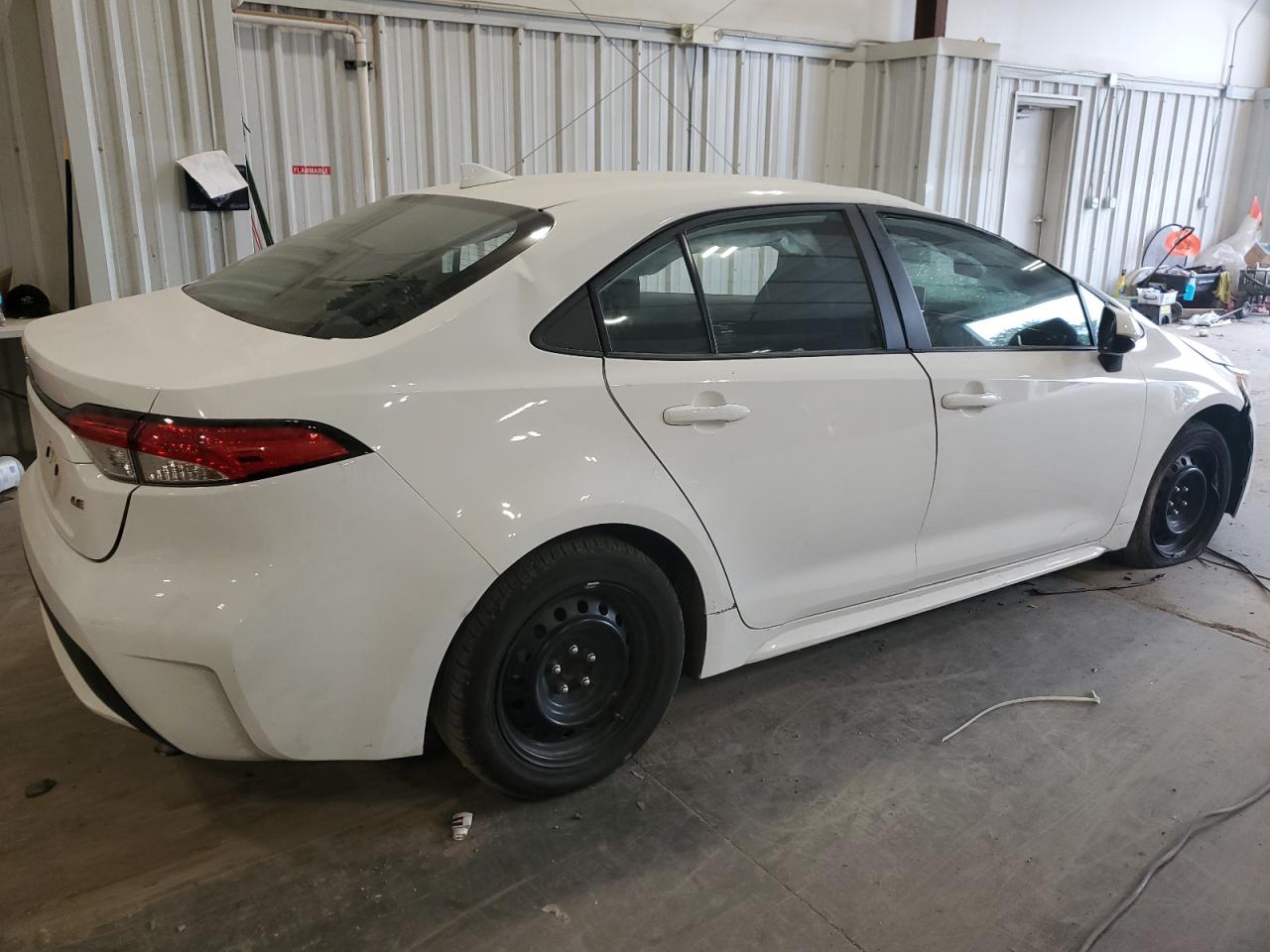 Image 3 of 2021 TOYOTA COROLLA LE 2021 with VIN 5YFEPMAE4MP233961