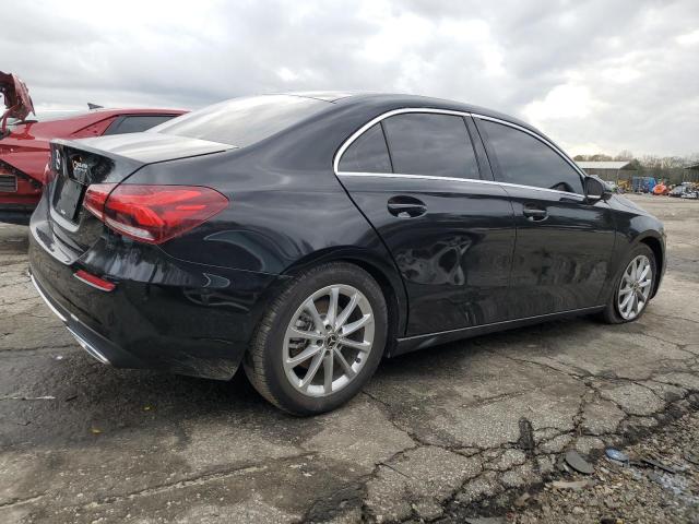 Image 3 of 2019 MERCEDES-BENZ A 220 2019 with VIN WDD3G4EB7KW036087