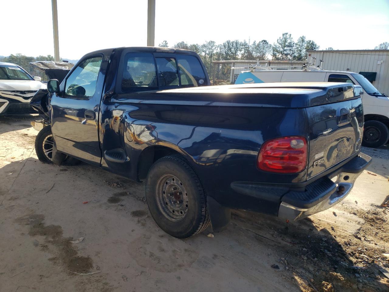 Image 2 of 2002 FORD F150  2002 with VIN 2FTRF07212CA22050