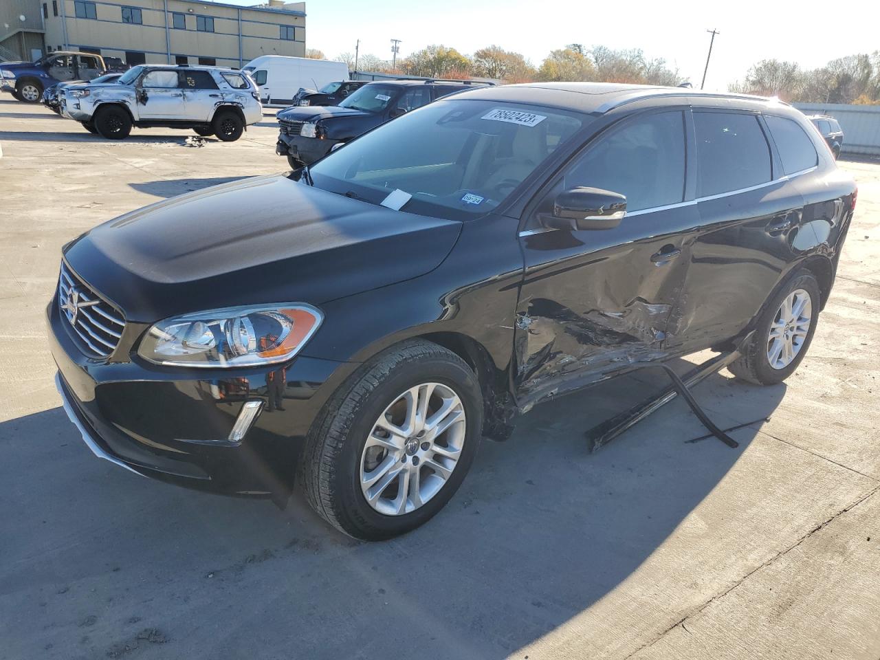 Image 1 of 2015 VOLVO XC60 T5 PREMIER 2015 with VIN YV440MDK3F2710797