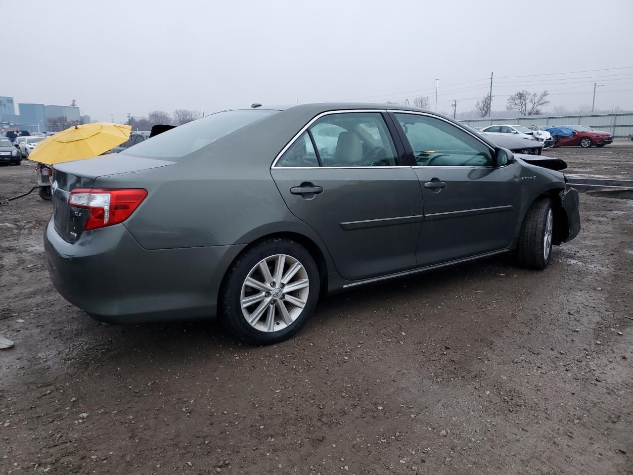 Obraz 3 z 2013 TOYOTA CAMRY HYBRID 2013 z VIN 4T1BD1FK8DU077012