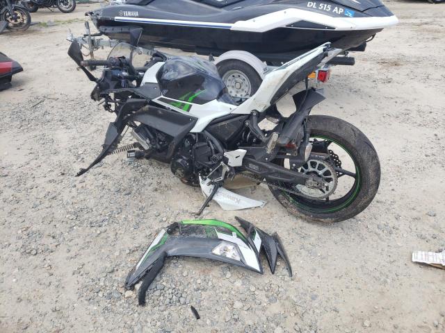 Image 3 of Kawasaki Ex650 N 2022 with VIN ML5EXEN13NDA75224