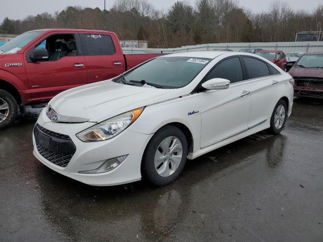 Image 1 of 2013 HYUNDAI SONATA HYBRID 2013 with VIN KMHEC4A47DA078891