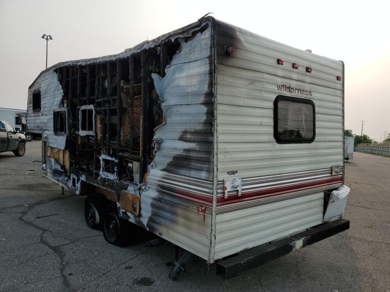 Image 3 of 1992 WLDN CAMPER 1992 with VIN 1ED5K2522N4245913