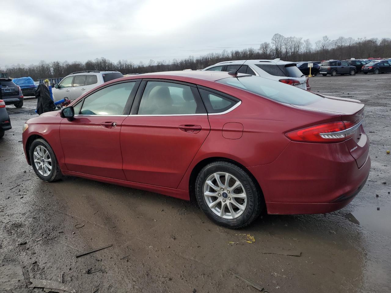 Изображение 2 2017 FORD FUSION S 2017 с VIN 3FA6P0G71HR161130