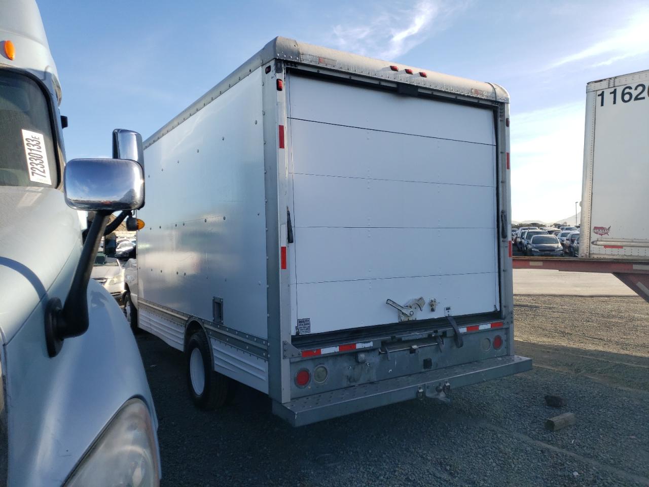 Image 2 of 2006 FORD ECONOLINE E450 SUPER DUTY CUTAWAY VAN 2006 with VIN 1FDXE45S16HA78603