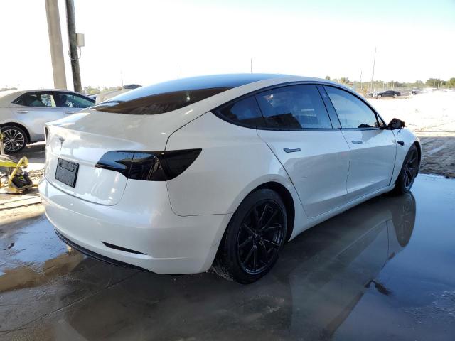 Obraz 3 z 2023 TESLA MODEL 3  2023 z VIN 5YJ3E1EA6PF395755