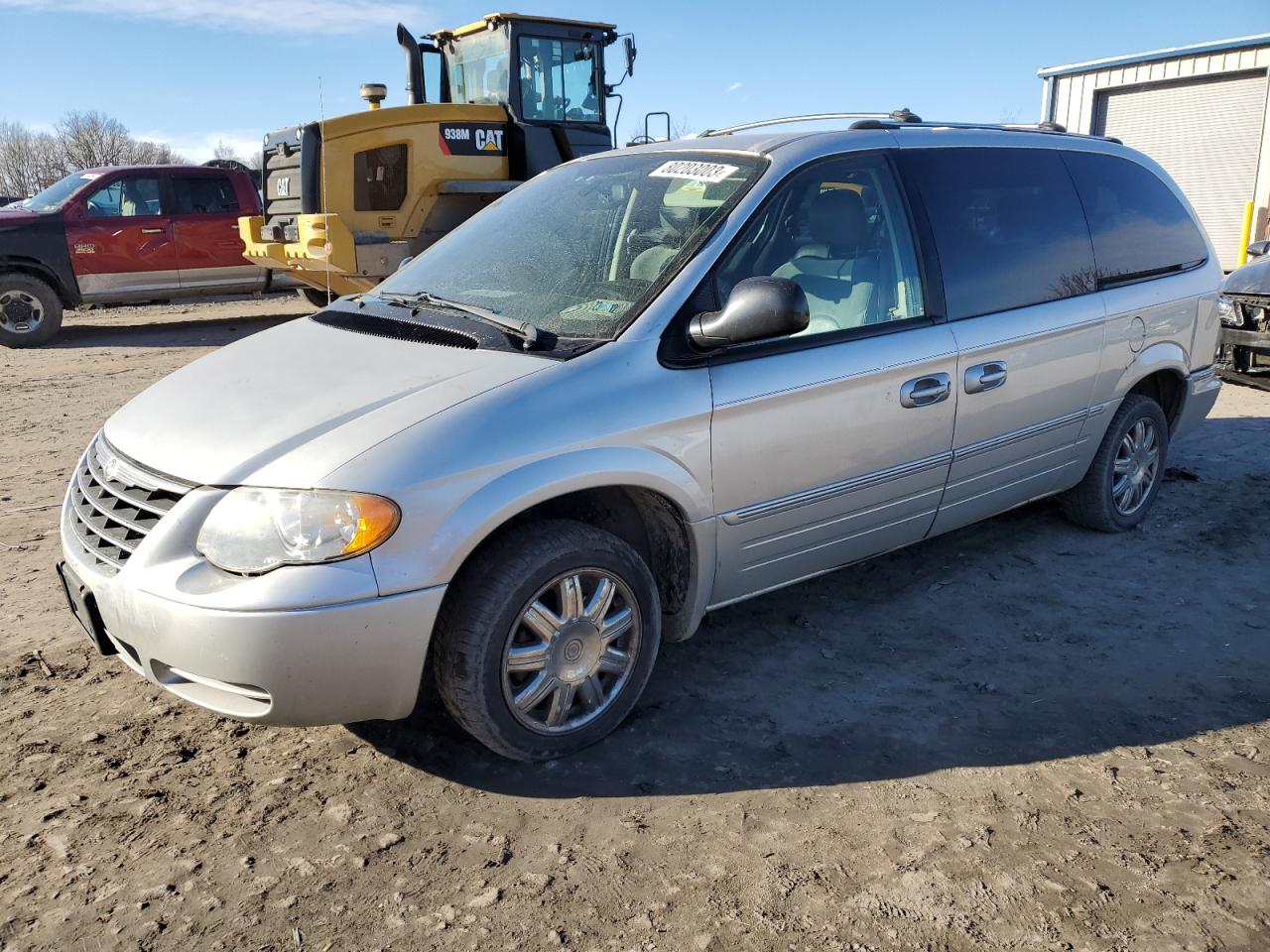 Image 1 of 2006 CHRYSLER TOWN & COUNTRY LIMITED 2006 with VIN 2A8GP64L46R830070