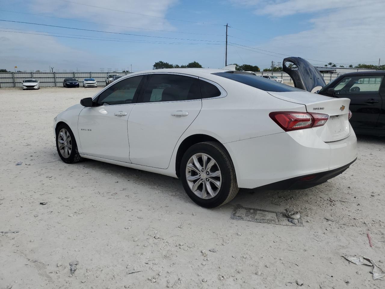 Obraz 2 z 2019 CHEVROLET MALIBU LT 2019 z VIN 1G1ZD5ST1KF140292