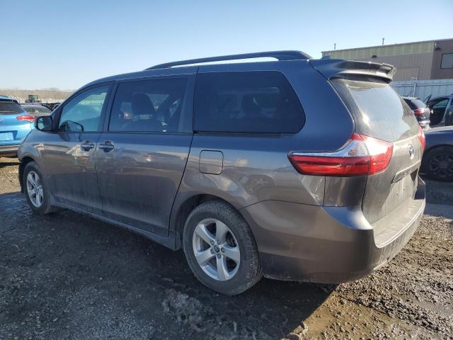 Image 2 of 2018 TOYOTA SIENNA LE 2018 with VIN 5TDKZ3DC3JS908722