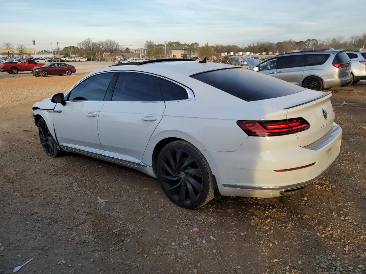 Obraz 2 z 2019 VOLKSWAGEN ARTEON SEL 2019 z VIN WVWHR7AN7KE031344