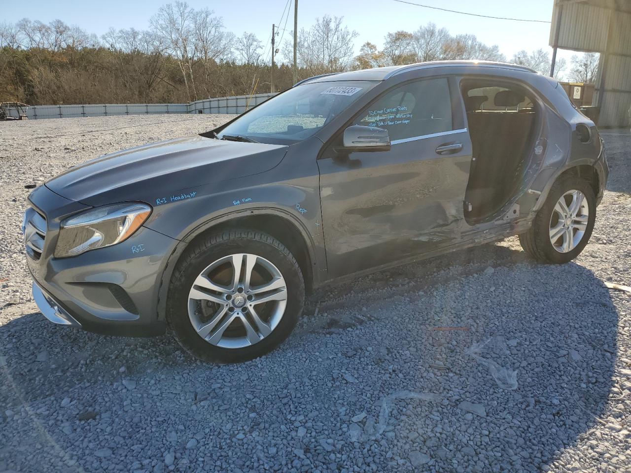 Image 1 of 2017 MERCEDES-BENZ GLA 250 4MATIC 2017 with VIN WDCTG4GB6HJ322651