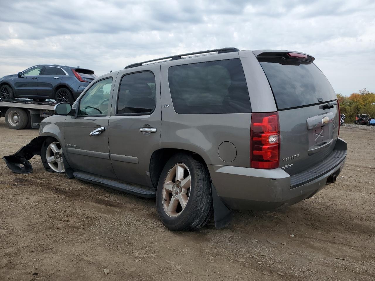 Image 2 of 2008 CHEVROLET TAHOE K1500 2008 with VIN 1GNFK130X8J184379