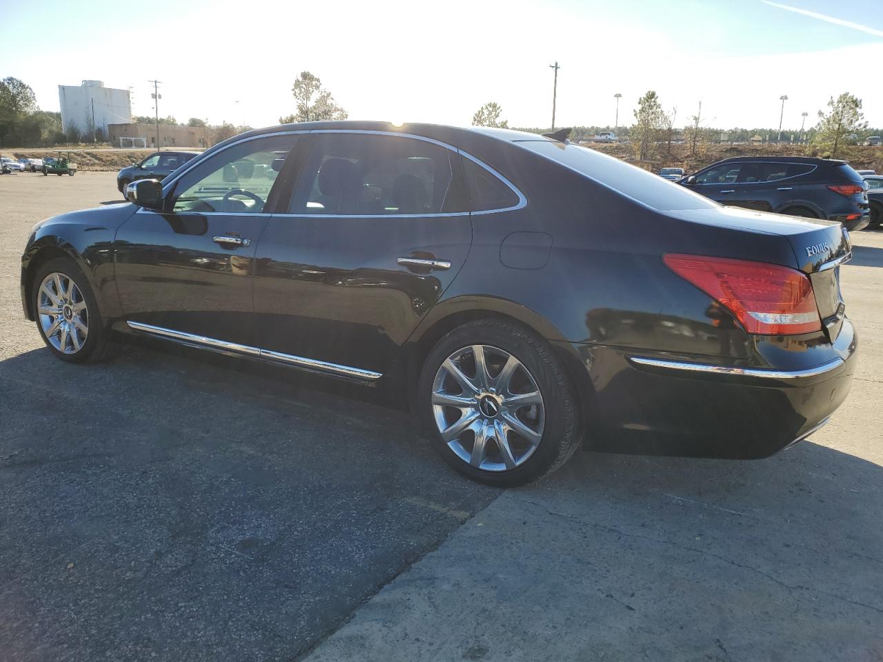 Image 2 of 2011 HYUNDAI EQUUS SIGNATURE 2011 with VIN KMHGH4JF4BU029171