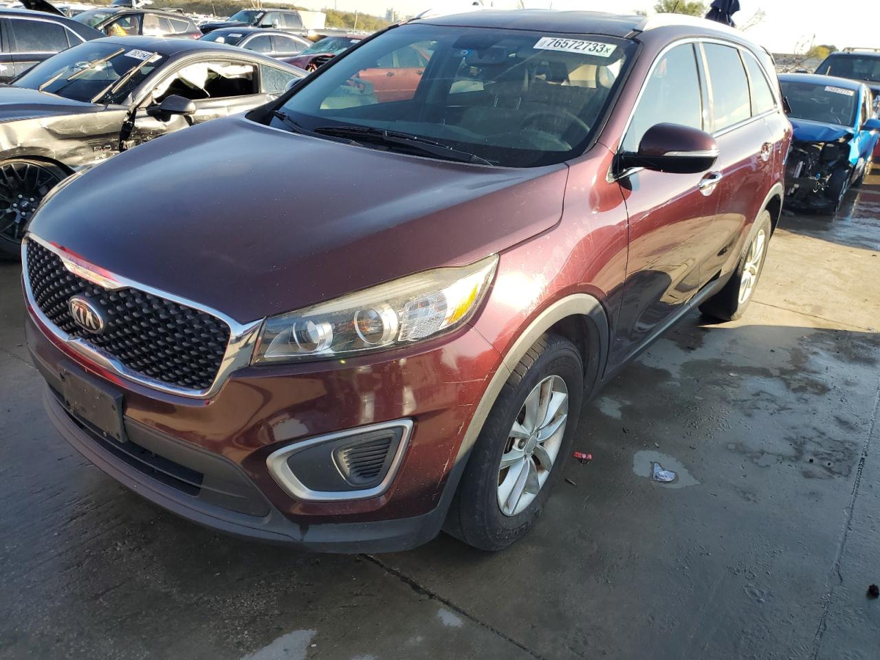 Image 1 of 2016 KIA SORENTO LX 2016 with VIN 5XYPG4A38GG123298