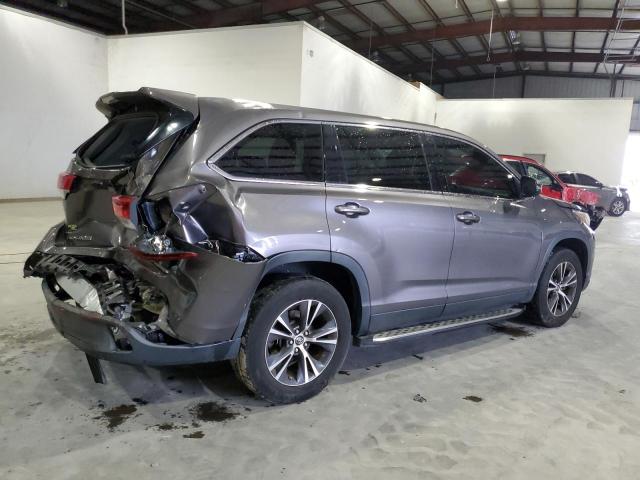 Image 3 of 2019 TOYOTA HIGHLANDER LE 2019 with VIN 5TDZARFH9KS045136