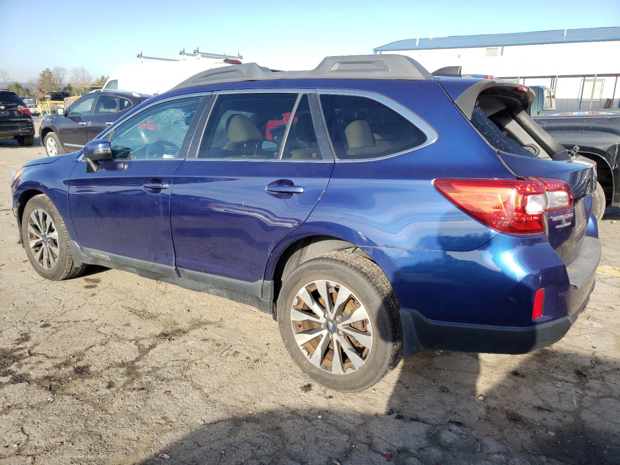 Image 2 of 2016 SUBARU OUTBACK 2.5I LIMITED 2016 with VIN 4S4BSANC3G3323247