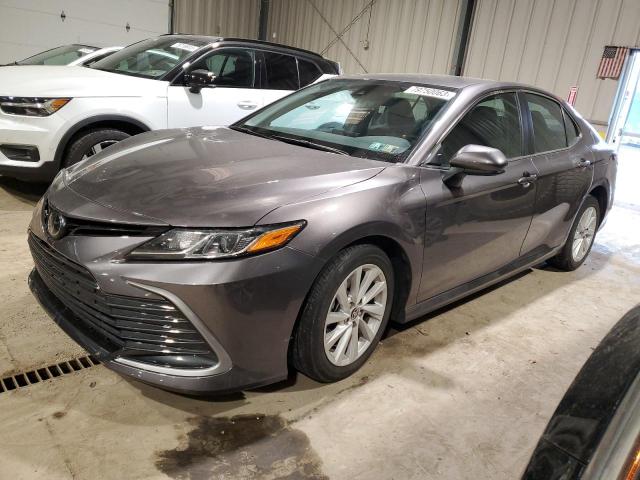 Изображение 1 2022 TOYOTA CAMRY LE 2022 с VIN 4T1C11AK8NU647368