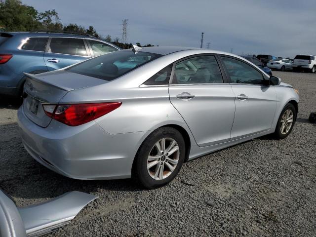 Obraz 3 z 2013 HYUNDAI SONATA GLS 2013 z VIN 5NPEB4AC8DH721501