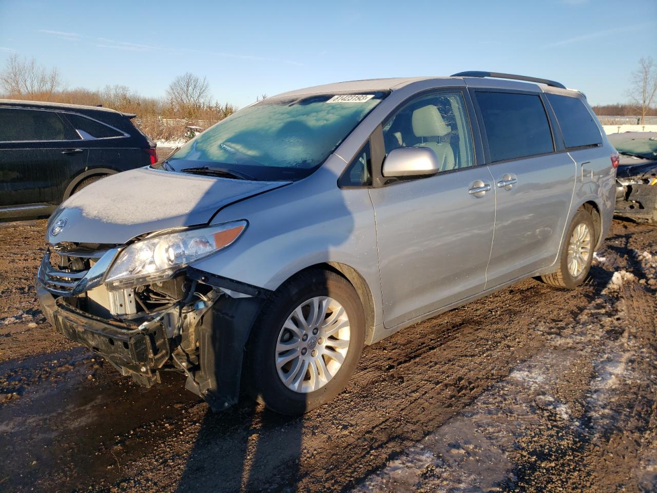 Image 1 of 2015 TOYOTA SIENNA XLE 2015 with VIN 5TDYK3DC3FS529189