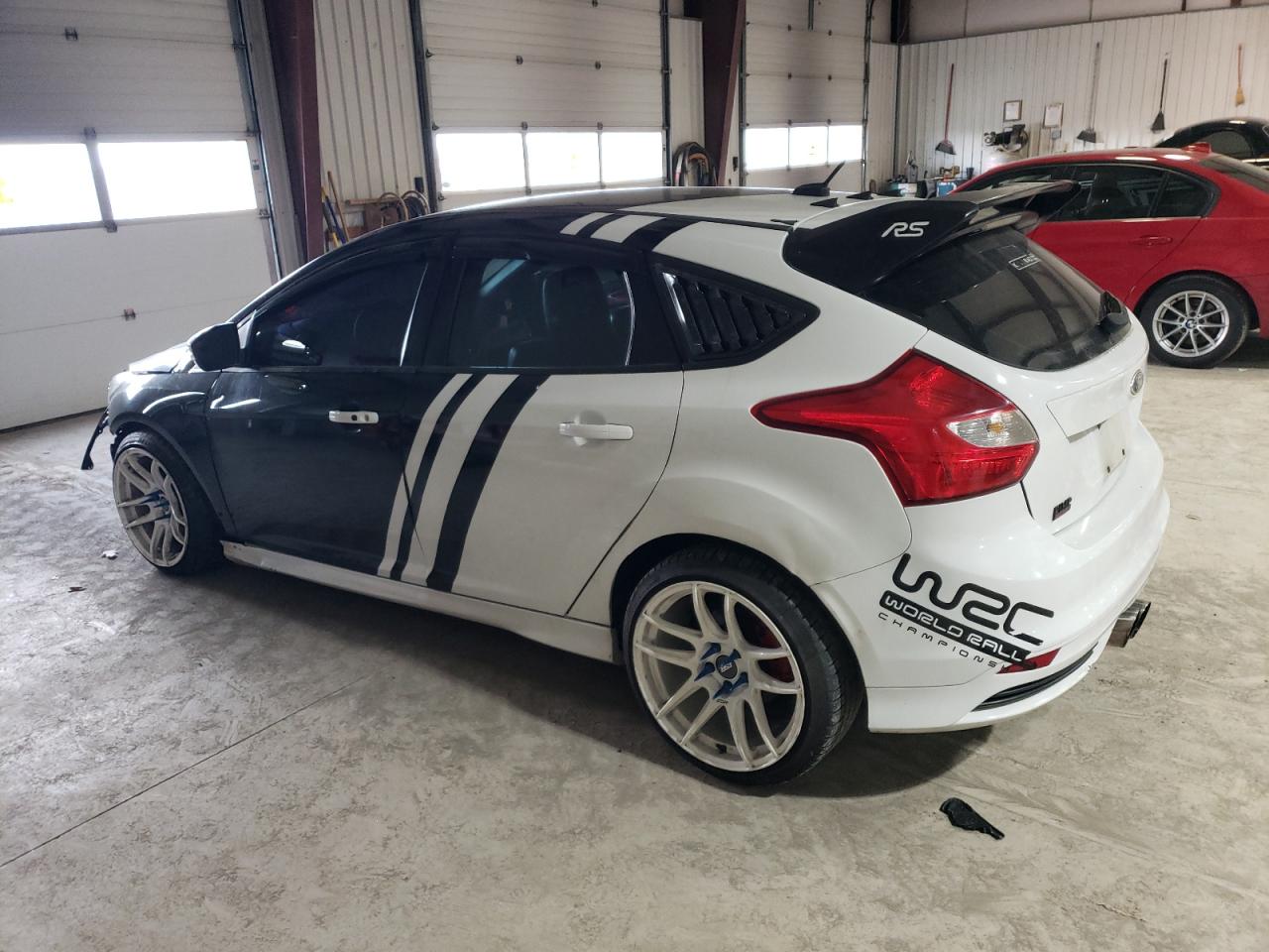 Изображение 2 2013 FORD FOCUS ST 2013 с VIN 1FADP3L9XDL201830