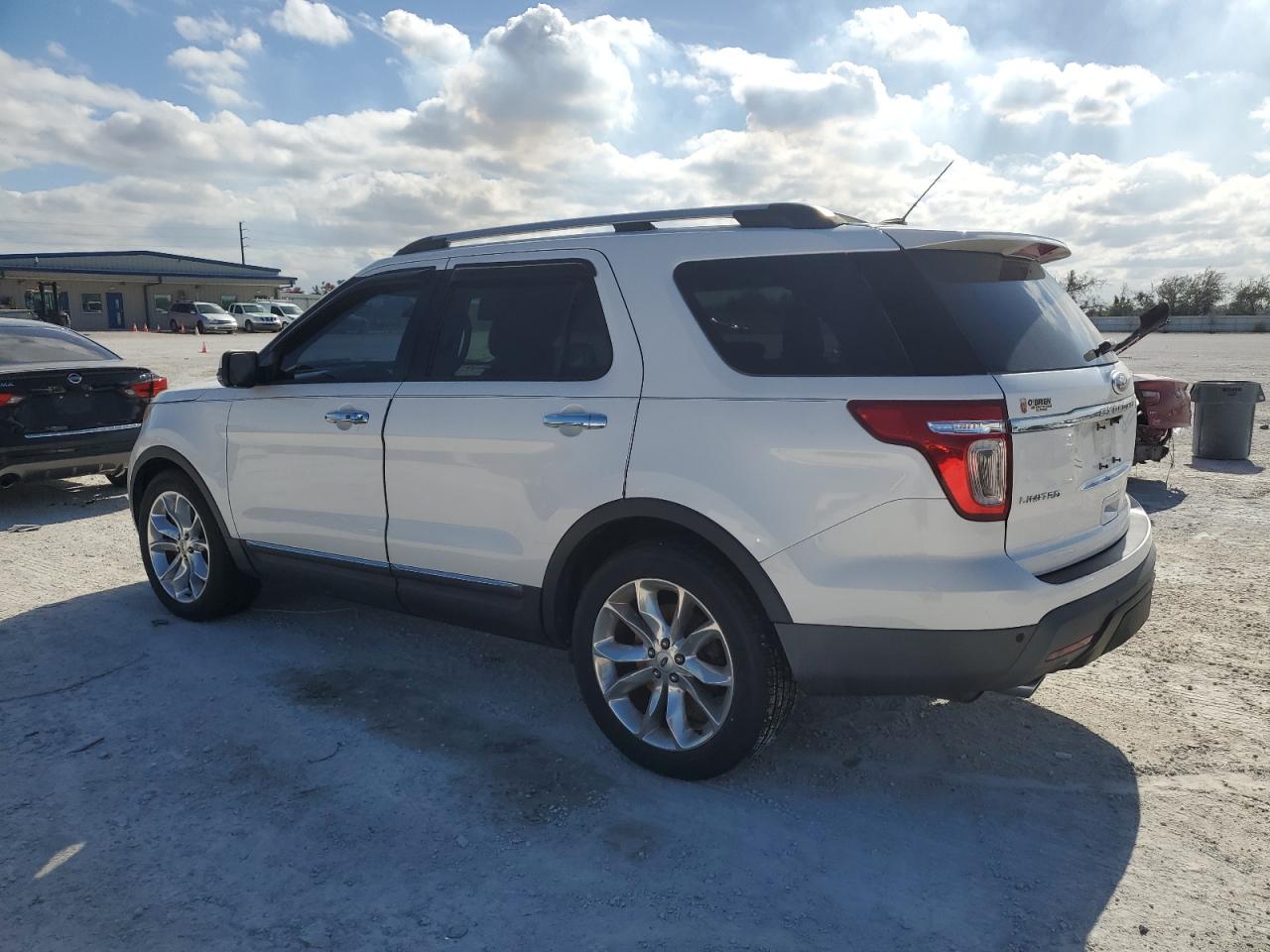 Image 2 of 2013 FORD EXPLORER LIMITED 2013 with VIN 1FM5K7F86DGC48039
