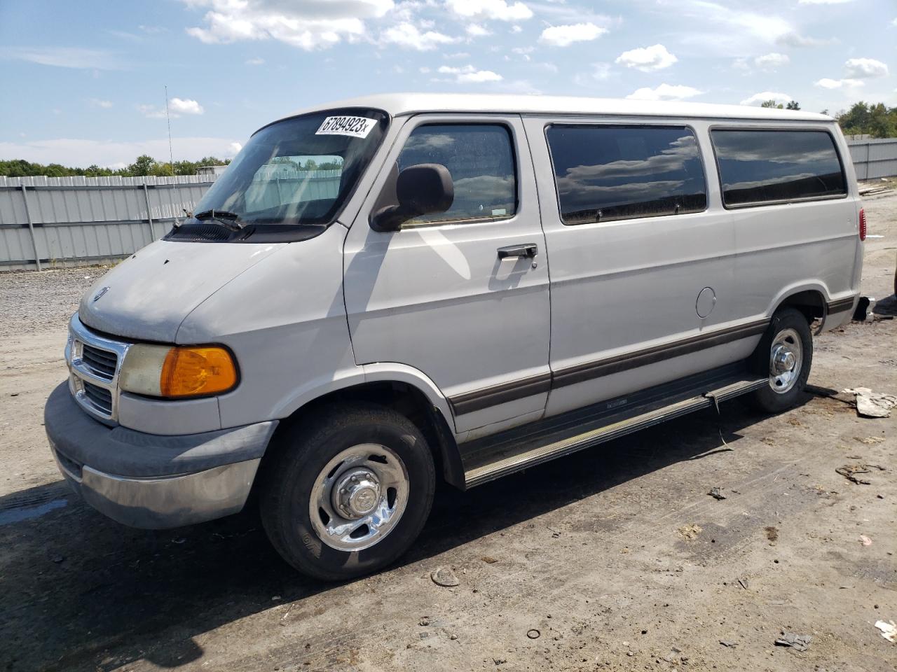 2001 DODGE RAM WAGON B2500 2001 image