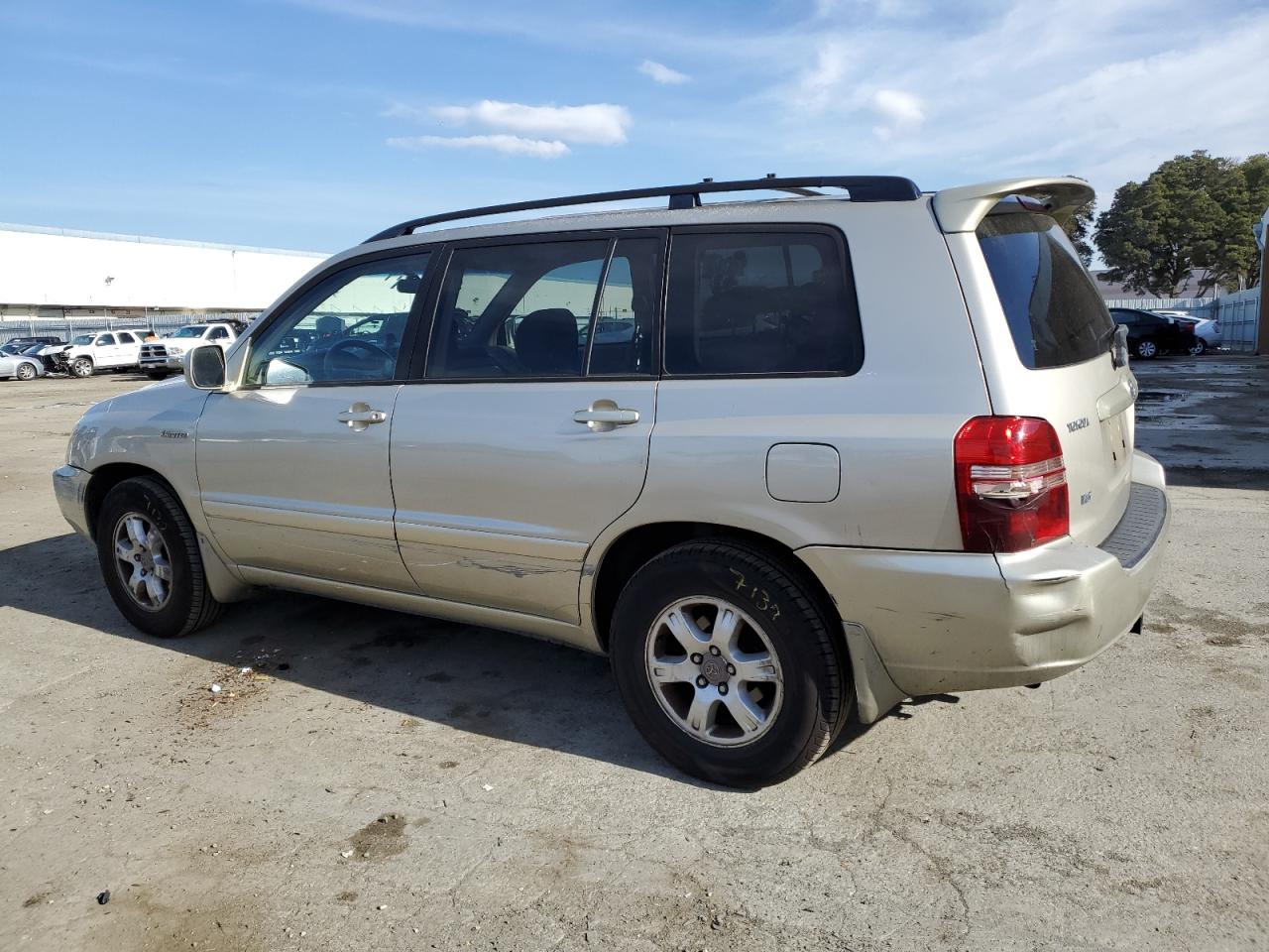 Image 2 of 2003 TOYOTA HIGHLANDER LIMITED 2003 with VIN JTEGF21A030077175