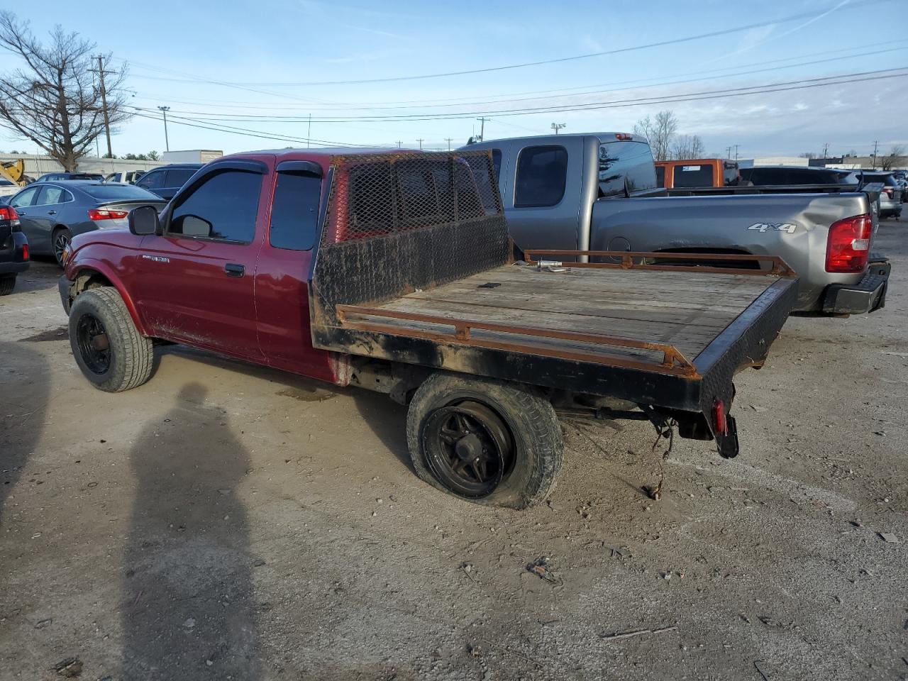 Image 2 of 2001 TOYOTA TACOMA XTRACAB 2001 with VIN 5TEWM72N91Z774765
