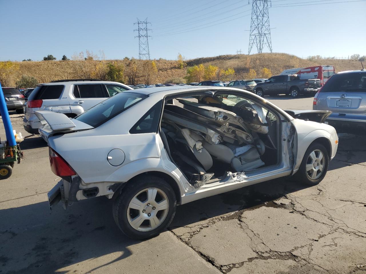 Image 3 of 2007 FORD FOCUS ZX4 2007 with VIN 1FAHP34N77W129694