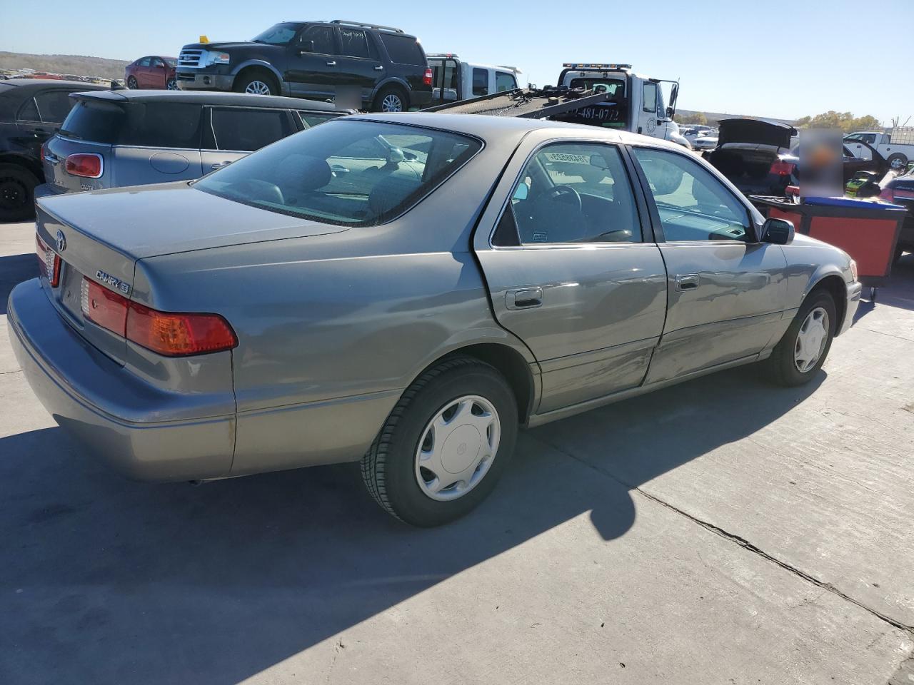 Image 3 of 2000 TOYOTA CAMRY CE 2000 with VIN 4T1BG22K5YU683926