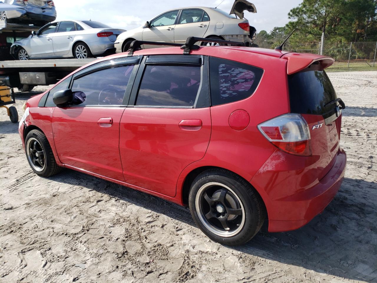 Image 2 of 2011 HONDA FIT  2011 with VIN JHMGE8H36BC025403