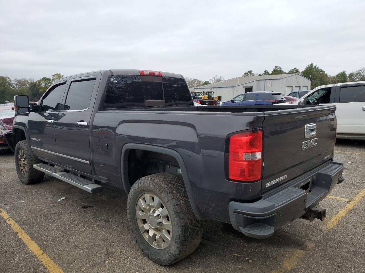 Изображение 2 2015 GMC SIERRA K2500 DENALI 2015 с VIN 1GT120E86FF173590